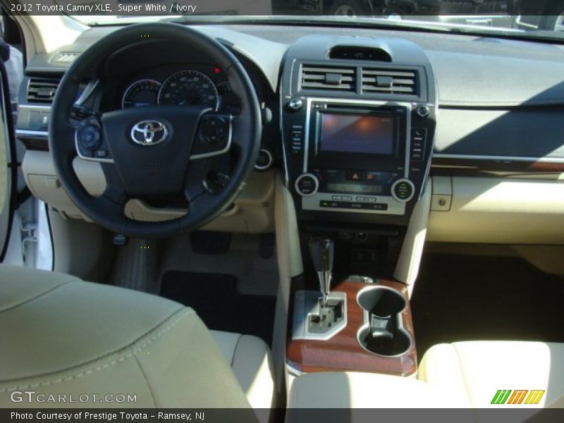 Super White / Ivory 2012 Toyota Camry XLE