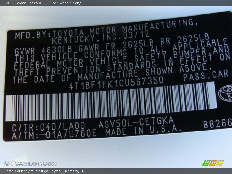 Super White / Ivory 2012 Toyota Camry XLE