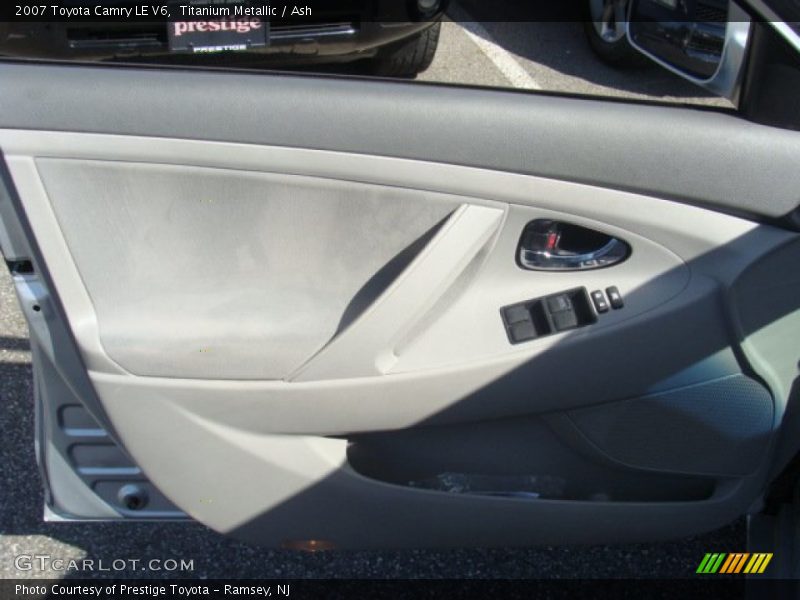 Titanium Metallic / Ash 2007 Toyota Camry LE V6