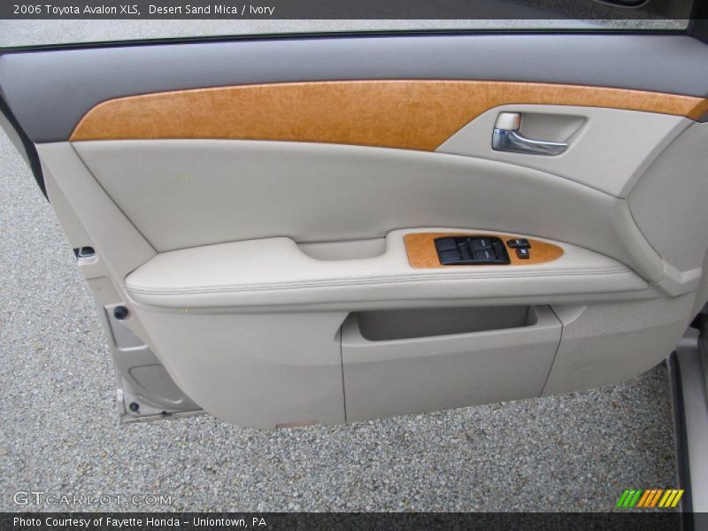 Desert Sand Mica / Ivory 2006 Toyota Avalon XLS