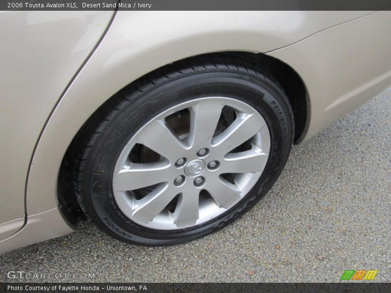 Desert Sand Mica / Ivory 2006 Toyota Avalon XLS
