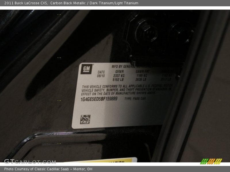 Carbon Black Metallic / Dark Titanium/Light Titanium 2011 Buick LaCrosse CXS