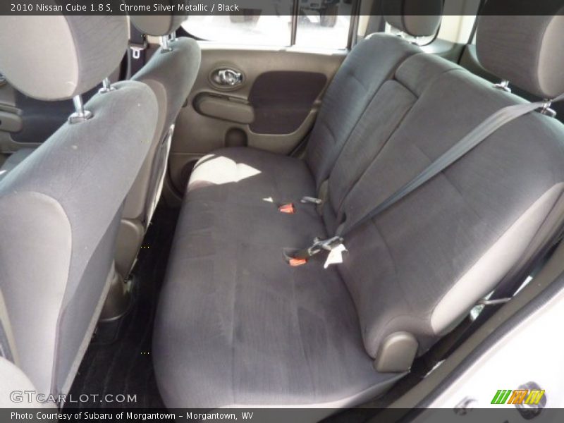 Chrome Silver Metallic / Black 2010 Nissan Cube 1.8 S