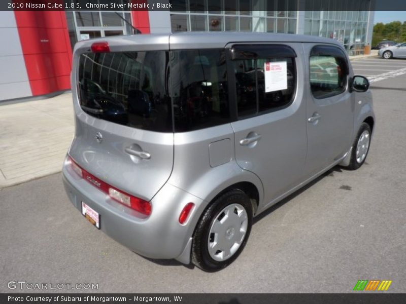 Chrome Silver Metallic / Black 2010 Nissan Cube 1.8 S