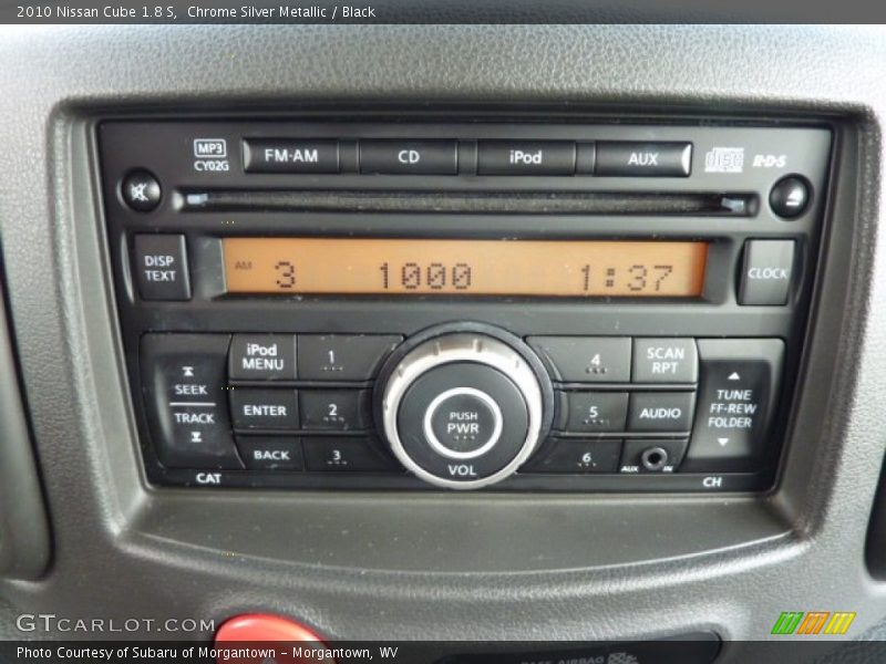 Chrome Silver Metallic / Black 2010 Nissan Cube 1.8 S