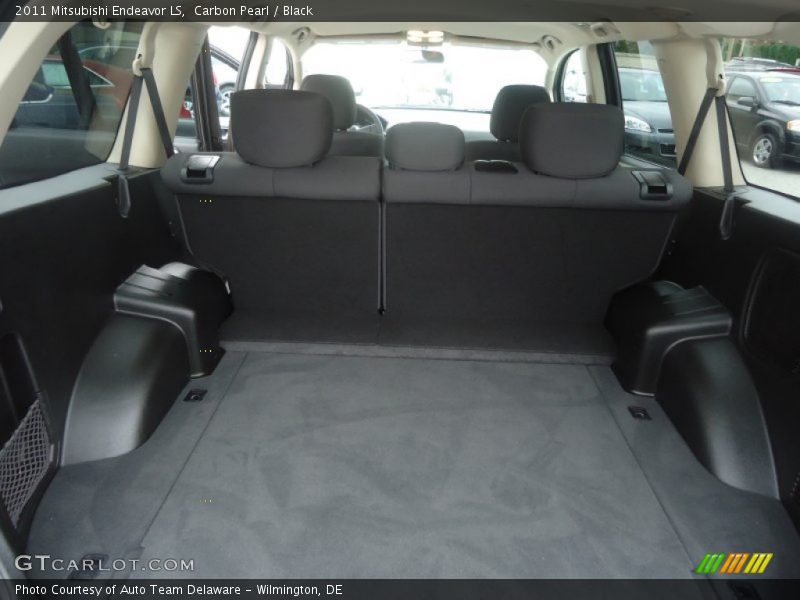 Carbon Pearl / Black 2011 Mitsubishi Endeavor LS