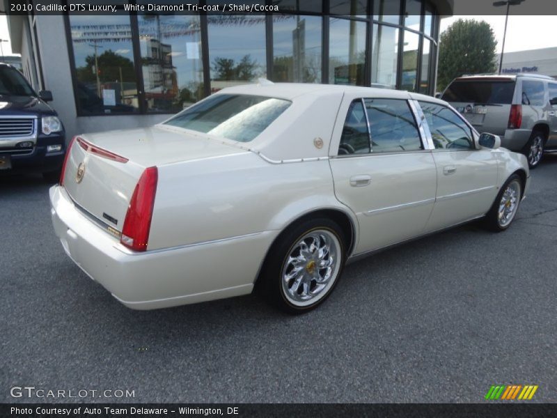 White Diamond Tri-coat / Shale/Cocoa 2010 Cadillac DTS Luxury