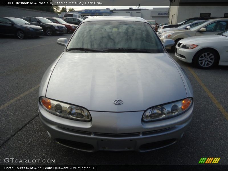 Sterling Metallic / Dark Gray 2001 Oldsmobile Aurora 4.0