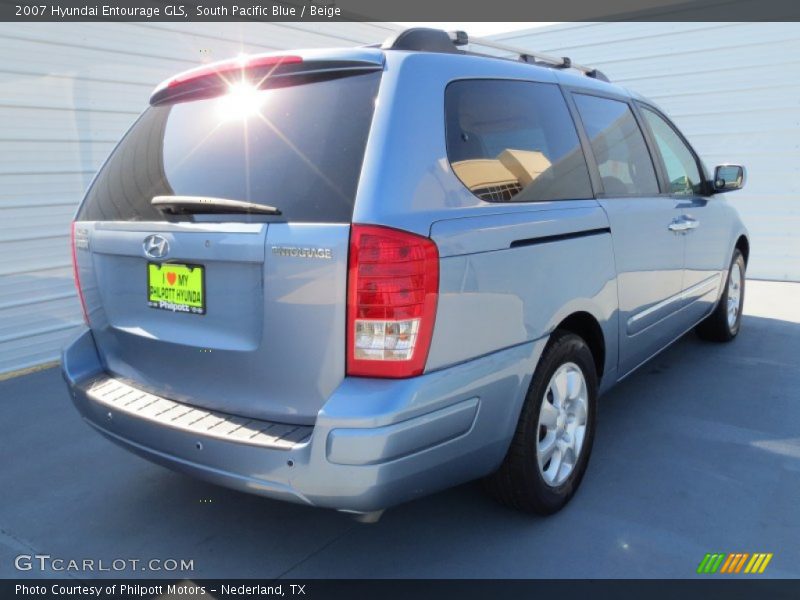 South Pacific Blue / Beige 2007 Hyundai Entourage GLS