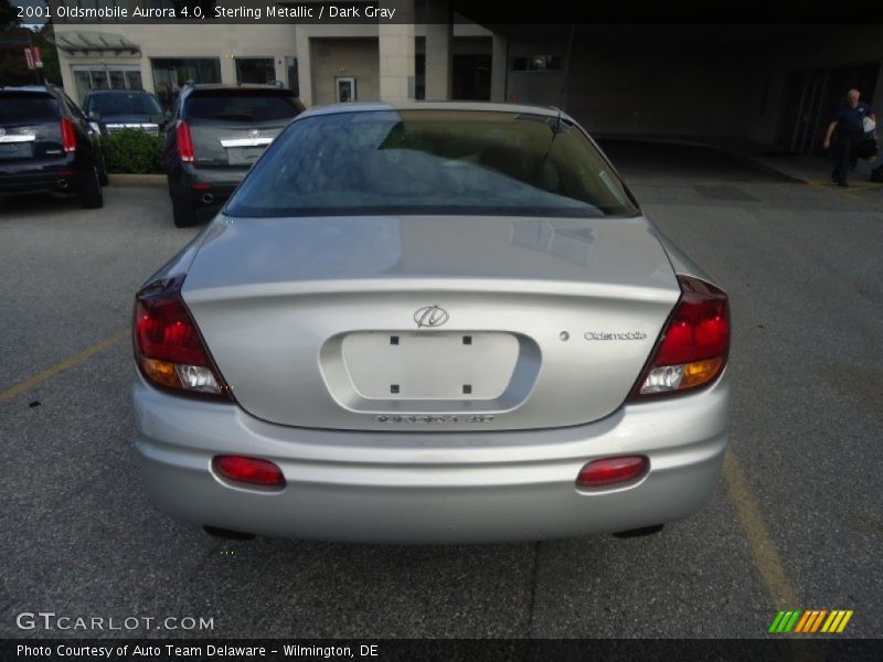 Sterling Metallic / Dark Gray 2001 Oldsmobile Aurora 4.0