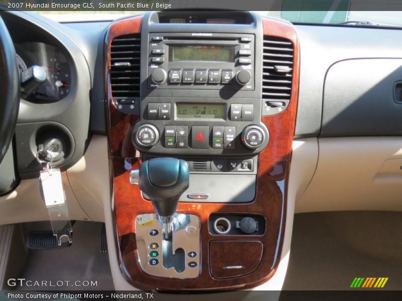 South Pacific Blue / Beige 2007 Hyundai Entourage GLS