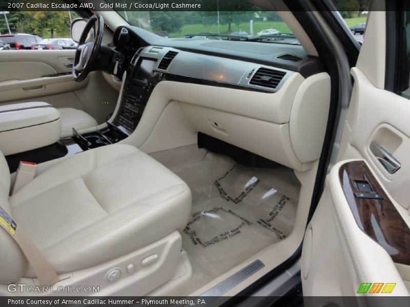 Gold Mist / Cocoa/Light Cashmere 2007 Cadillac Escalade AWD