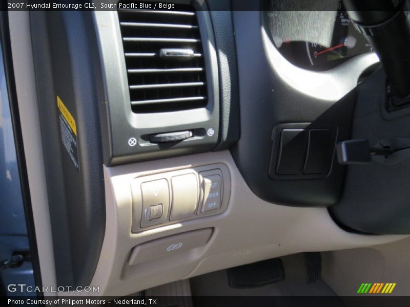 South Pacific Blue / Beige 2007 Hyundai Entourage GLS