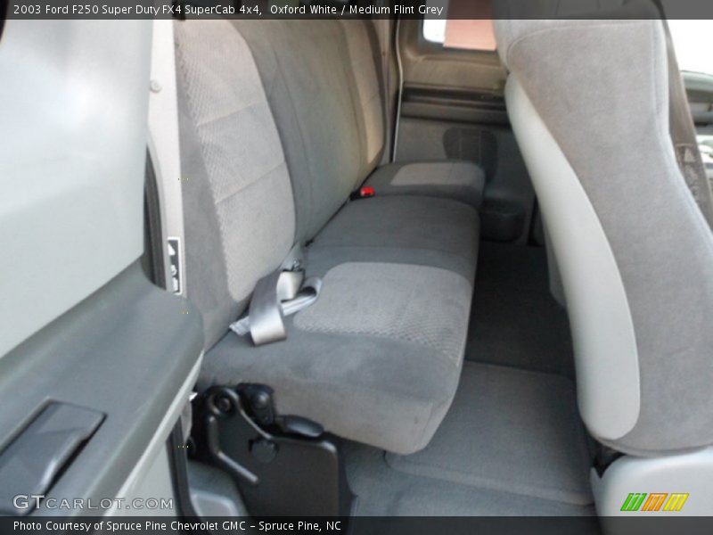 Oxford White / Medium Flint Grey 2003 Ford F250 Super Duty FX4 SuperCab 4x4