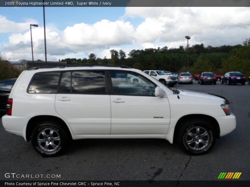 Super White / Ivory 2005 Toyota Highlander Limited 4WD