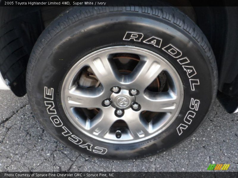 Super White / Ivory 2005 Toyota Highlander Limited 4WD