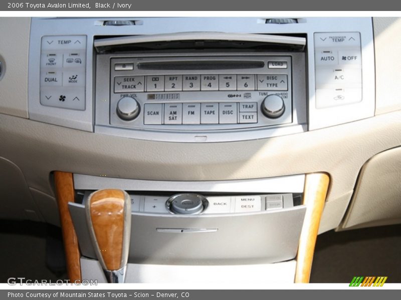 Black / Ivory 2006 Toyota Avalon Limited