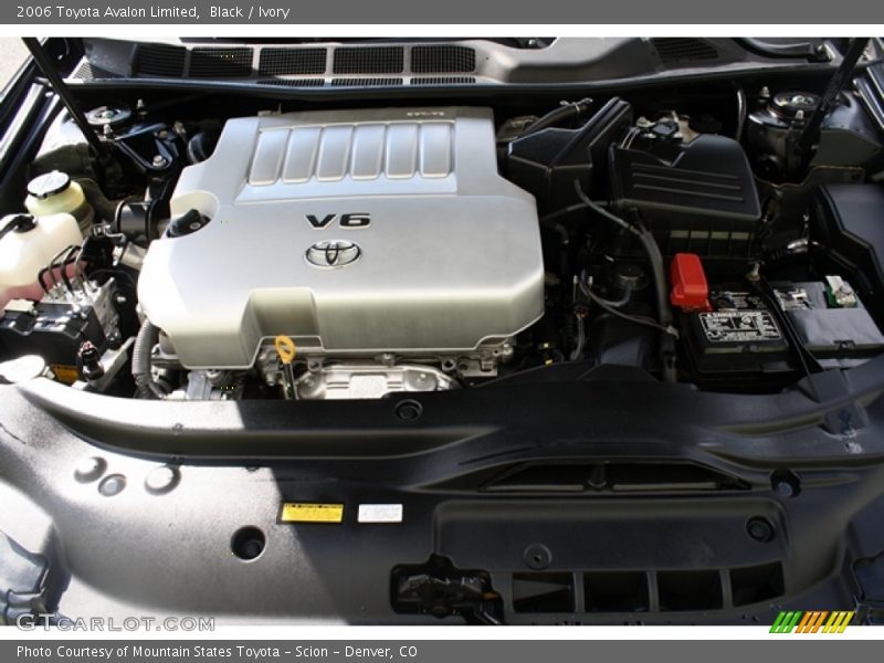 Black / Ivory 2006 Toyota Avalon Limited