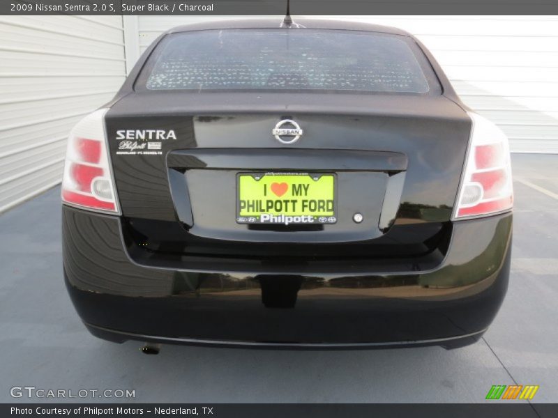 Super Black / Charcoal 2009 Nissan Sentra 2.0 S