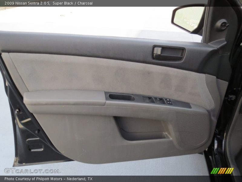 Super Black / Charcoal 2009 Nissan Sentra 2.0 S