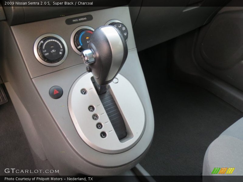 Super Black / Charcoal 2009 Nissan Sentra 2.0 S