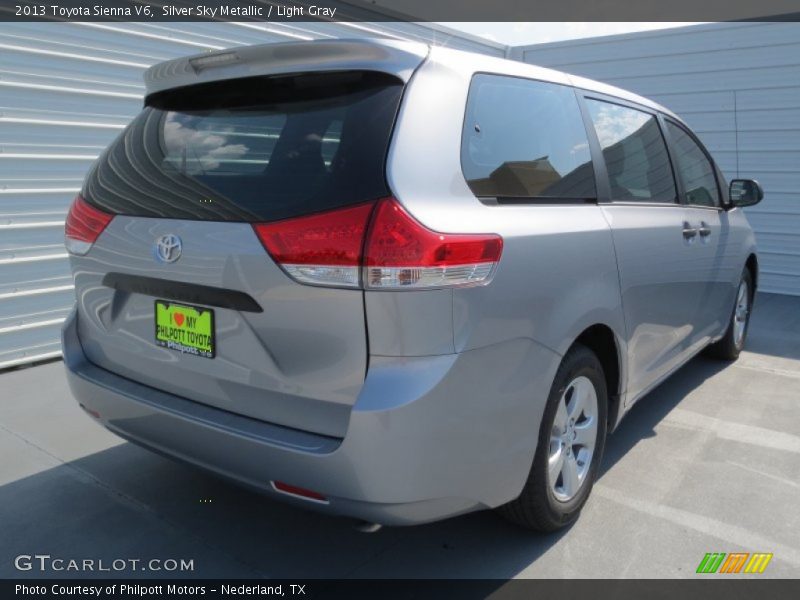 Silver Sky Metallic / Light Gray 2013 Toyota Sienna V6
