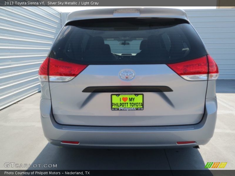 Silver Sky Metallic / Light Gray 2013 Toyota Sienna V6