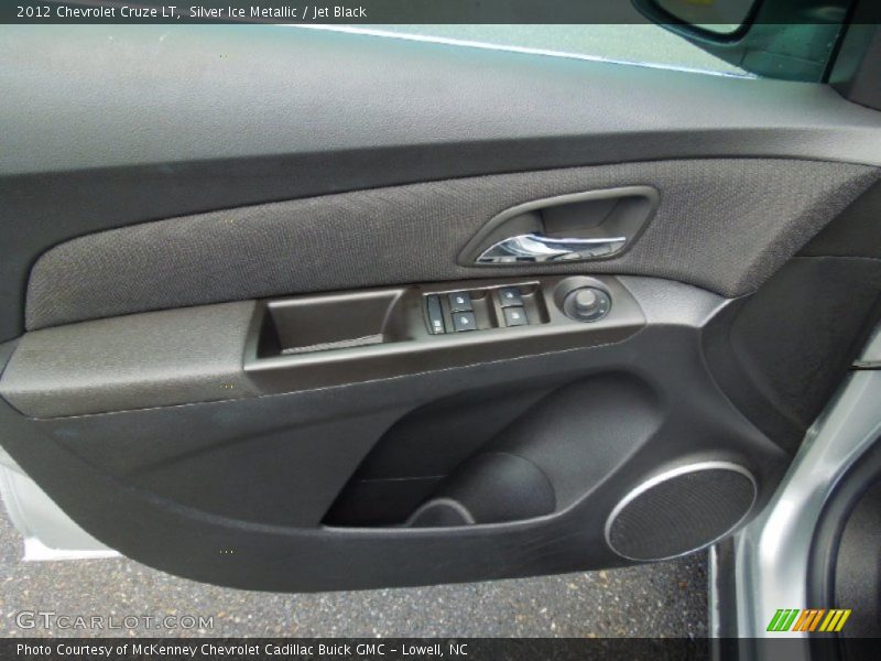 Silver Ice Metallic / Jet Black 2012 Chevrolet Cruze LT