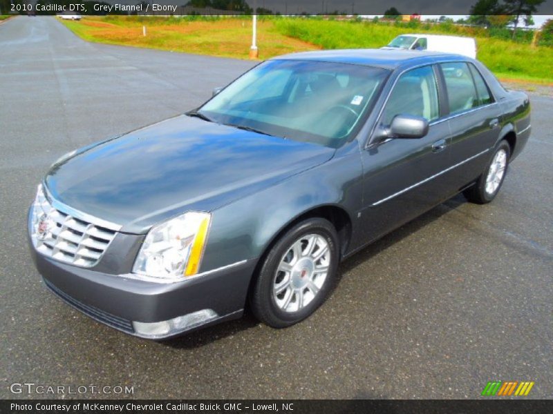 Grey Flannel / Ebony 2010 Cadillac DTS