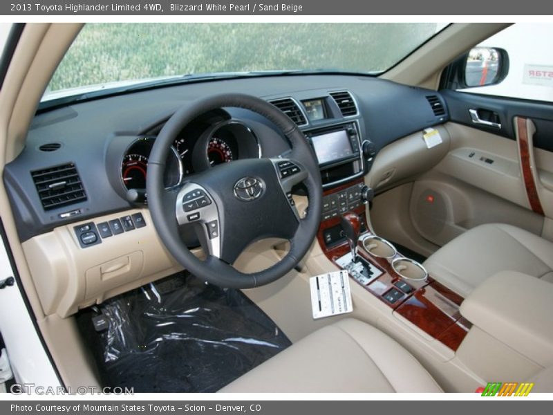 Blizzard White Pearl / Sand Beige 2013 Toyota Highlander Limited 4WD