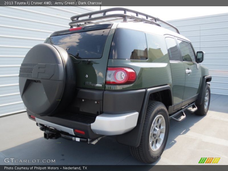 Army Green / Dark Charcoal 2013 Toyota FJ Cruiser 4WD