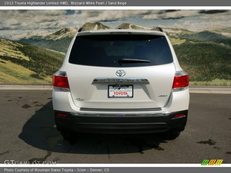 Blizzard White Pearl / Sand Beige 2013 Toyota Highlander Limited 4WD