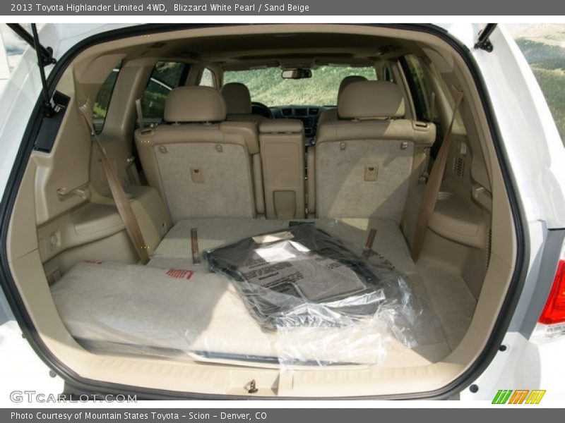 Blizzard White Pearl / Sand Beige 2013 Toyota Highlander Limited 4WD