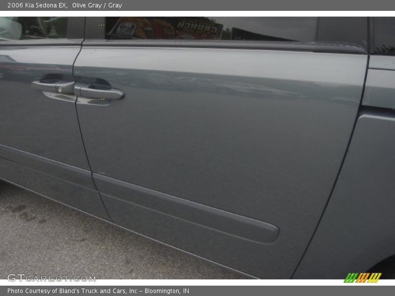 Olive Gray / Gray 2006 Kia Sedona EX