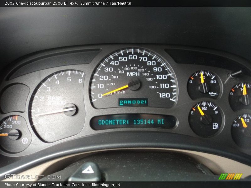  2003 Suburban 2500 LT 4x4 2500 LT 4x4 Gauges