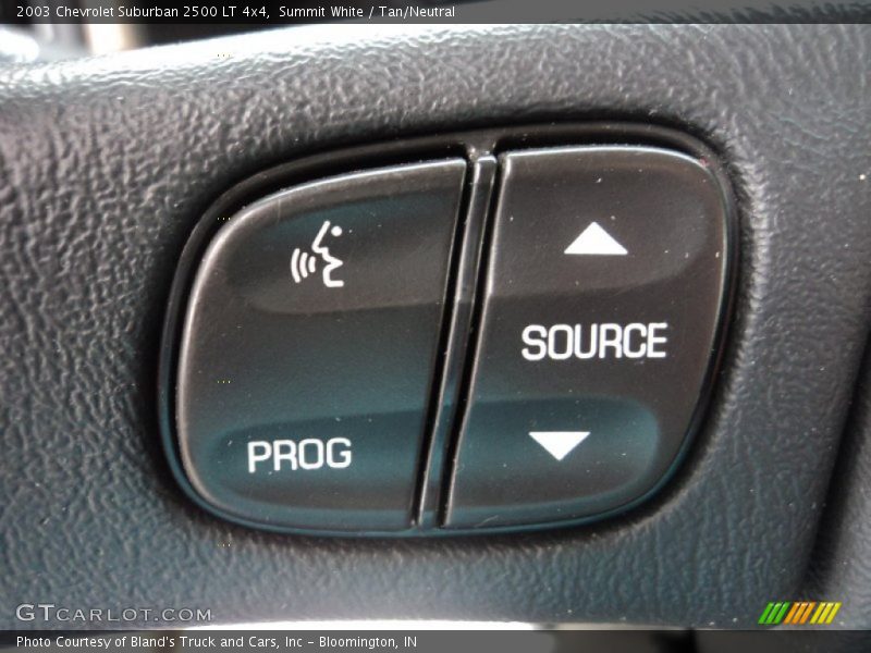 Summit White / Tan/Neutral 2003 Chevrolet Suburban 2500 LT 4x4