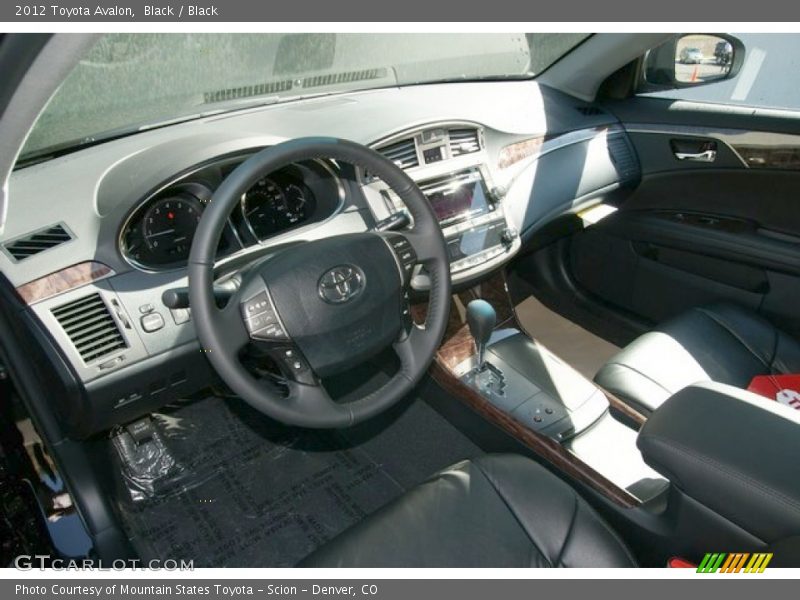 Black / Black 2012 Toyota Avalon