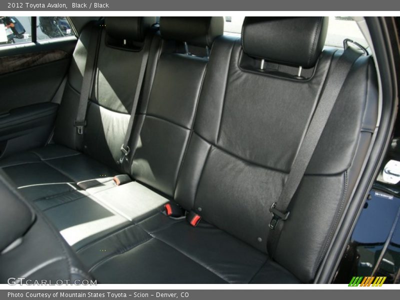 Black / Black 2012 Toyota Avalon