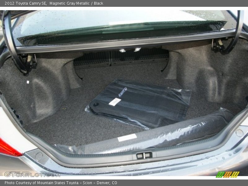 Magnetic Gray Metallic / Black 2012 Toyota Camry SE