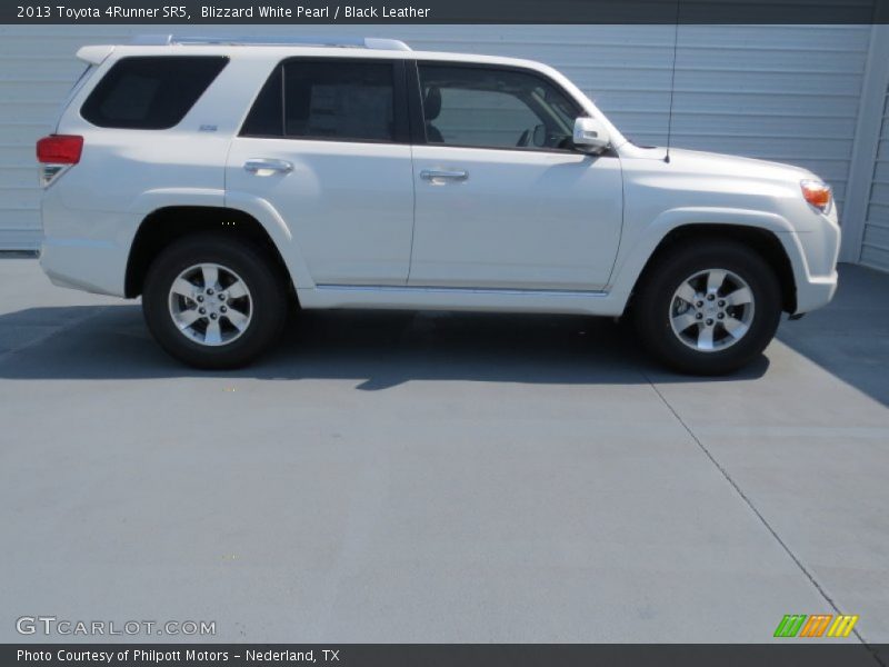 Blizzard White Pearl / Black Leather 2013 Toyota 4Runner SR5