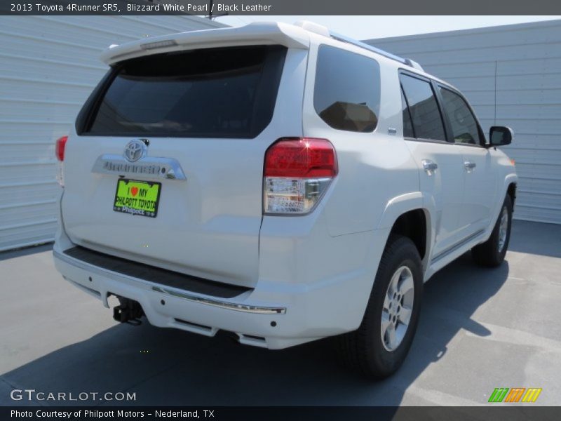 Blizzard White Pearl / Black Leather 2013 Toyota 4Runner SR5