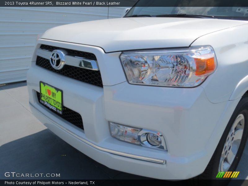 Blizzard White Pearl / Black Leather 2013 Toyota 4Runner SR5