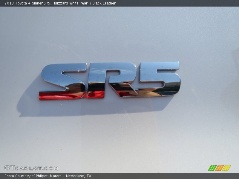 Blizzard White Pearl / Black Leather 2013 Toyota 4Runner SR5