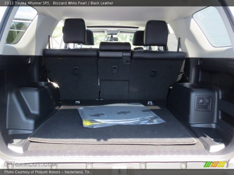 Blizzard White Pearl / Black Leather 2013 Toyota 4Runner SR5