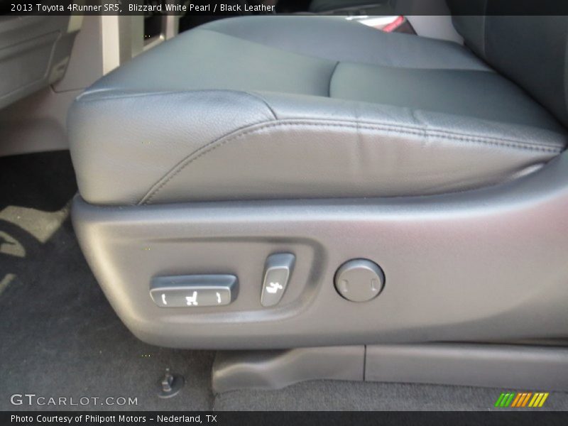 Blizzard White Pearl / Black Leather 2013 Toyota 4Runner SR5