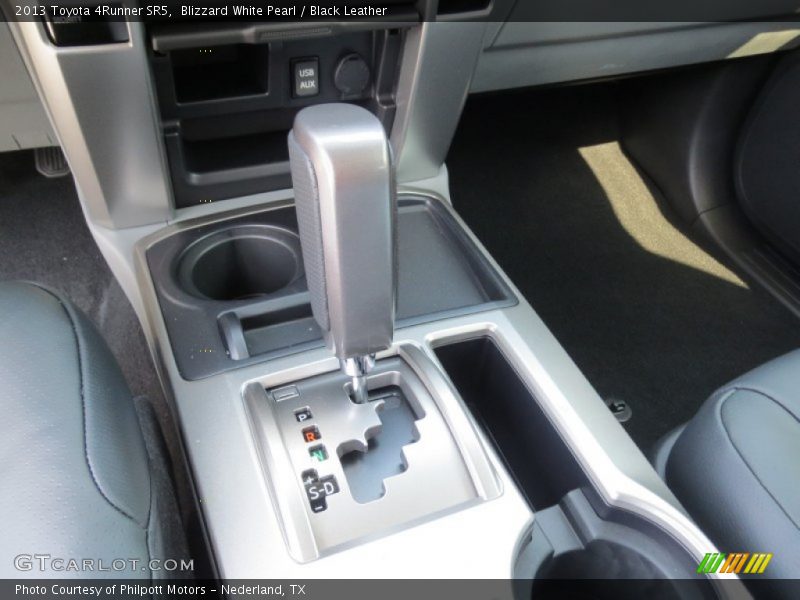 Blizzard White Pearl / Black Leather 2013 Toyota 4Runner SR5