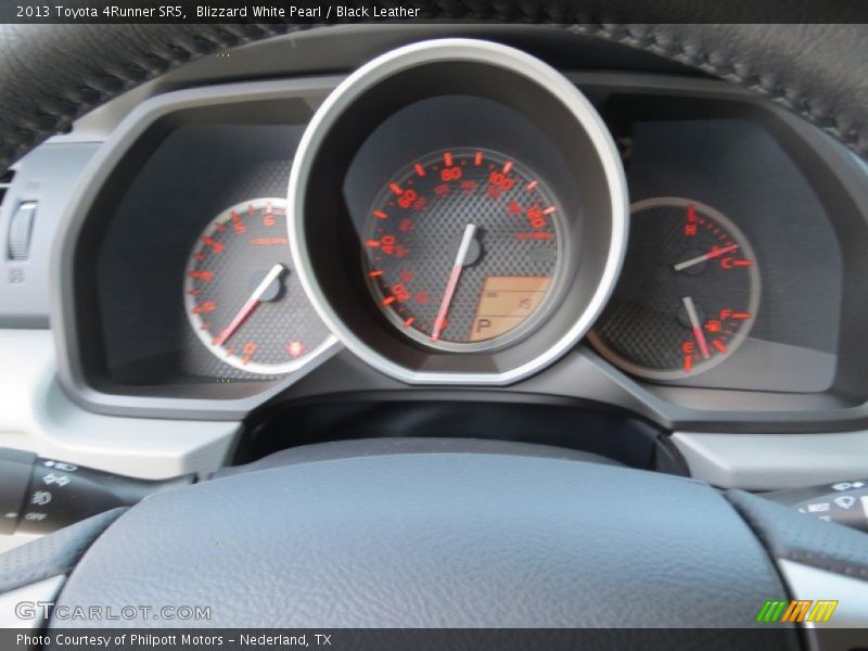 Blizzard White Pearl / Black Leather 2013 Toyota 4Runner SR5