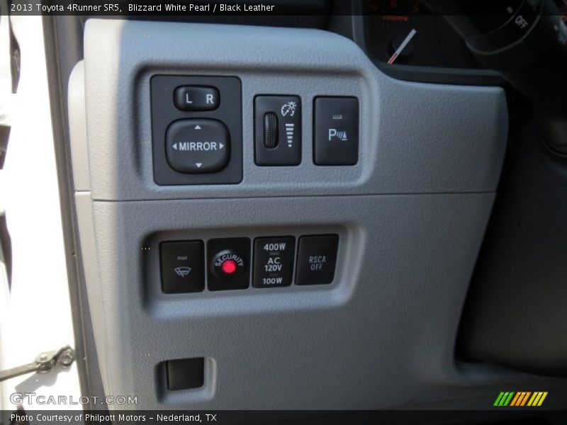 Blizzard White Pearl / Black Leather 2013 Toyota 4Runner SR5