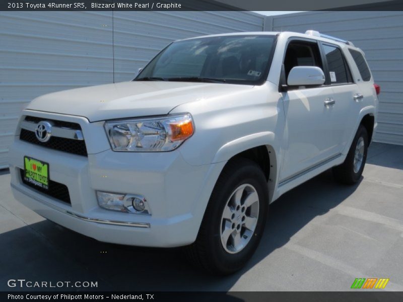 Blizzard White Pearl / Graphite 2013 Toyota 4Runner SR5