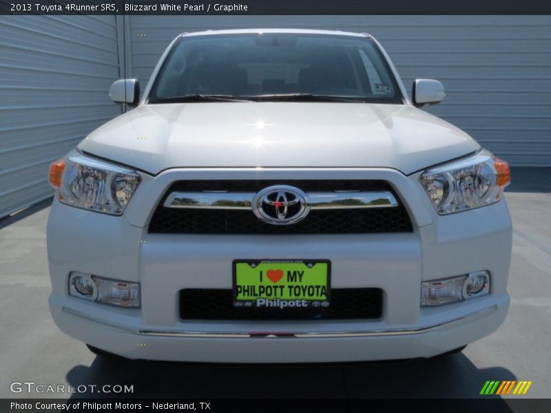 Blizzard White Pearl / Graphite 2013 Toyota 4Runner SR5